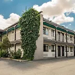 The Sage Hotel
